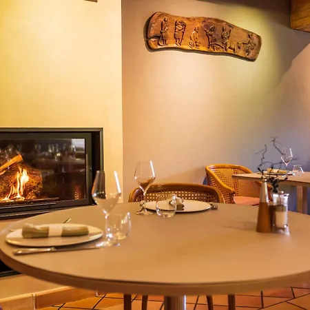 Restaurant De Charme La Lozerette - Proche Florac 3* Cocures