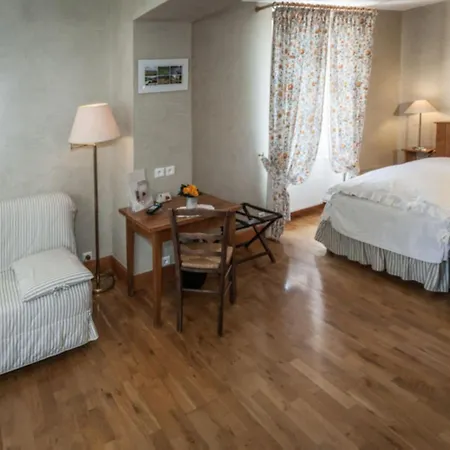 Restaurant De Charme La Lozerette - Proche Florac Hotel