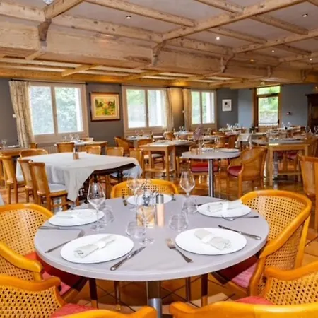 Restaurant De Charme La Lozerette - Proche Florac 3* Cocures